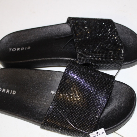torrid Shoes - Torrid Black Pool Slides Size 8 NWT